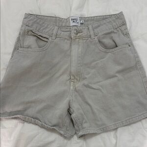 Princess Polly Gray Shorts | Size 6 | Amazing Condition